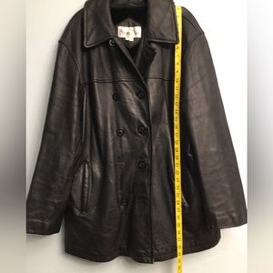 ALBERT DUKE leather coat